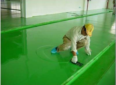 蘇州新卡地坪工程 金剛砂耐磨地坪、環氧樹脂地坪與環氧水泥自流平的全面解析